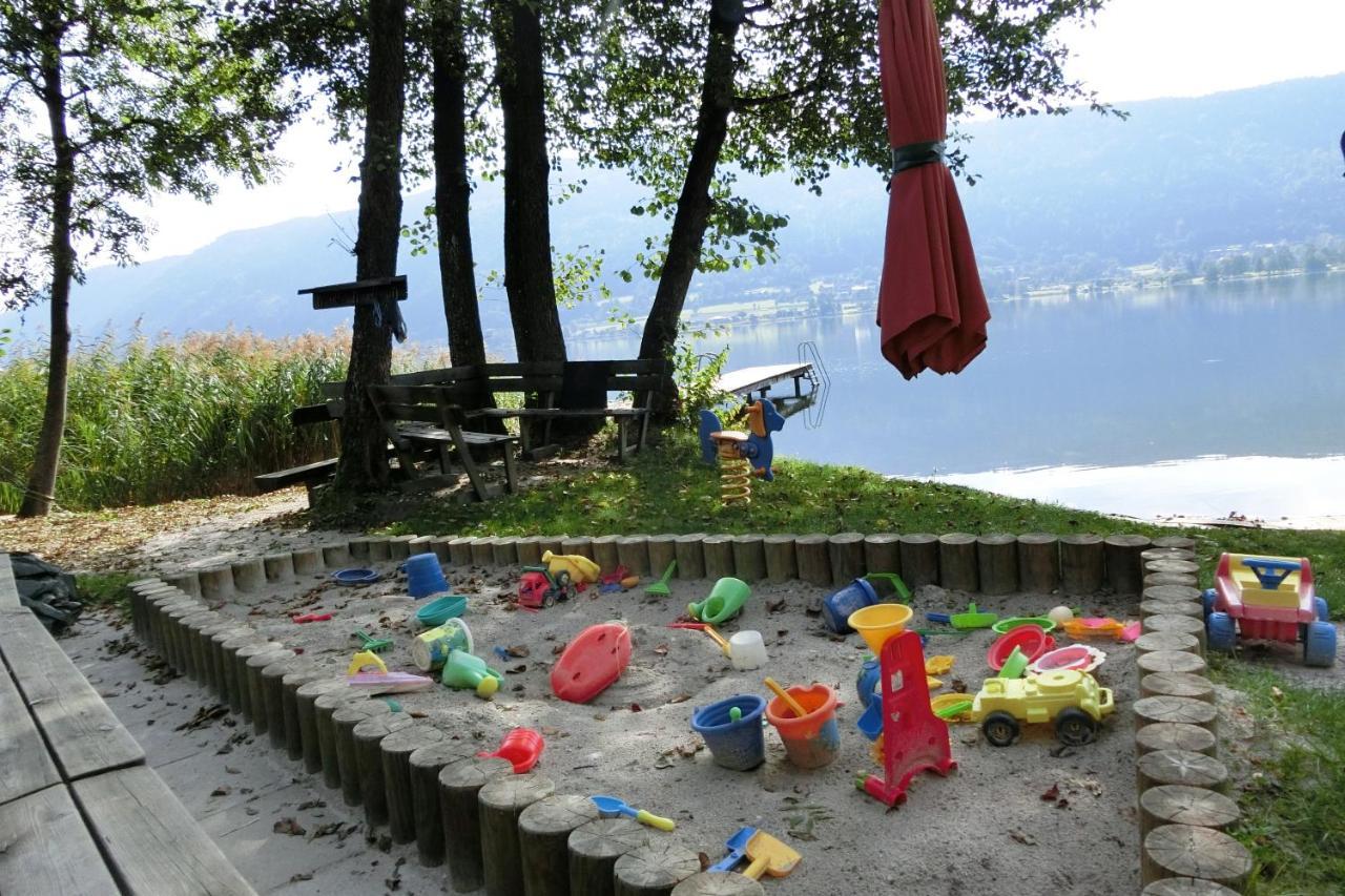 Maren Seeblick Appartement Haus Haensel&Gretel Direkt Am Ossiacher See Mit Hallenbad Stiegl Buitenkant foto