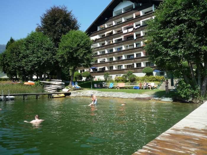 Maren Seeblick Appartement Haus Haensel&Gretel Direkt Am Ossiacher See Mit Hallenbad Stiegl Buitenkant foto